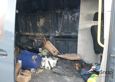 2019 Mercedes-Benz Sprinter 2500 High Roof V6 z USA, uszkodzony, nr VIN WD4PF1CD3KP124653